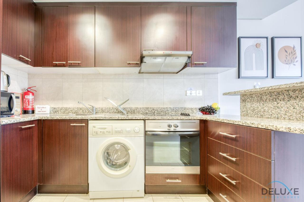 Unbeatable Rate Stylish 1Br With Balcony Near Metro By Deluxe Holiday Homes Dubaj Kültér fotó