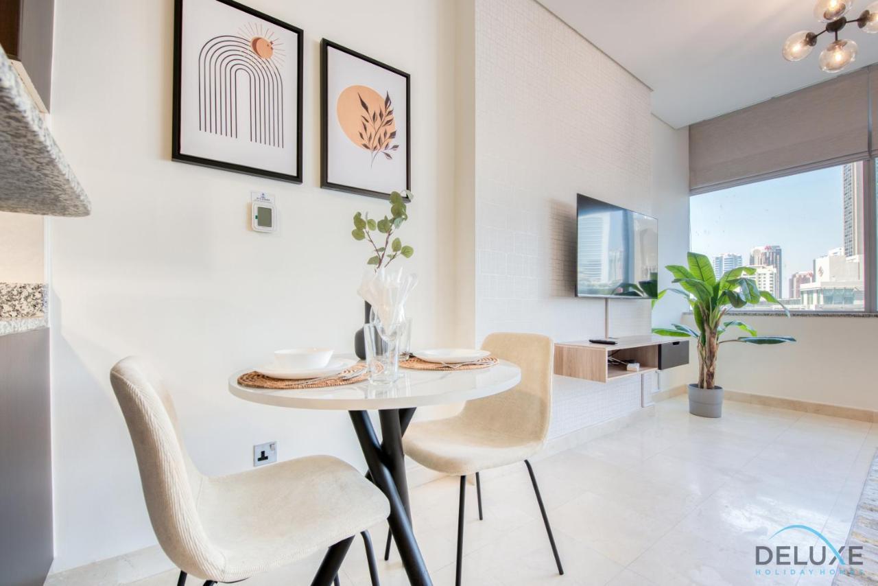 Unbeatable Rate Stylish 1Br With Balcony Near Metro By Deluxe Holiday Homes Dubaj Kültér fotó