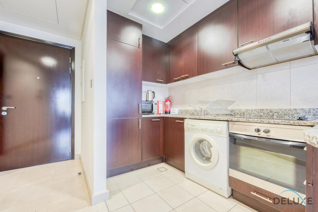 Unbeatable Rate Stylish 1Br With Balcony Near Metro By Deluxe Holiday Homes Dubaj Kültér fotó
