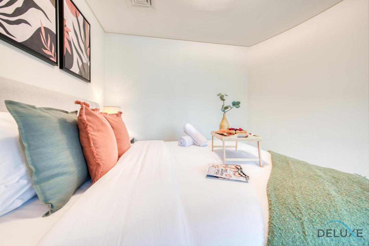 Unbeatable Rate Stylish 1Br With Balcony Near Metro By Deluxe Holiday Homes Dubaj Kültér fotó